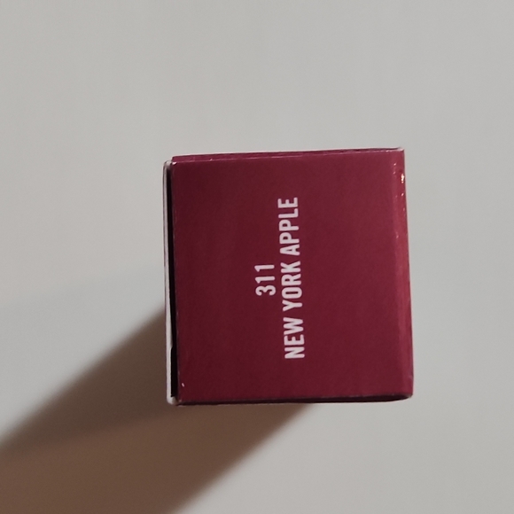 MAC New York Apple Frost Lipstick - Picture 9 of 9